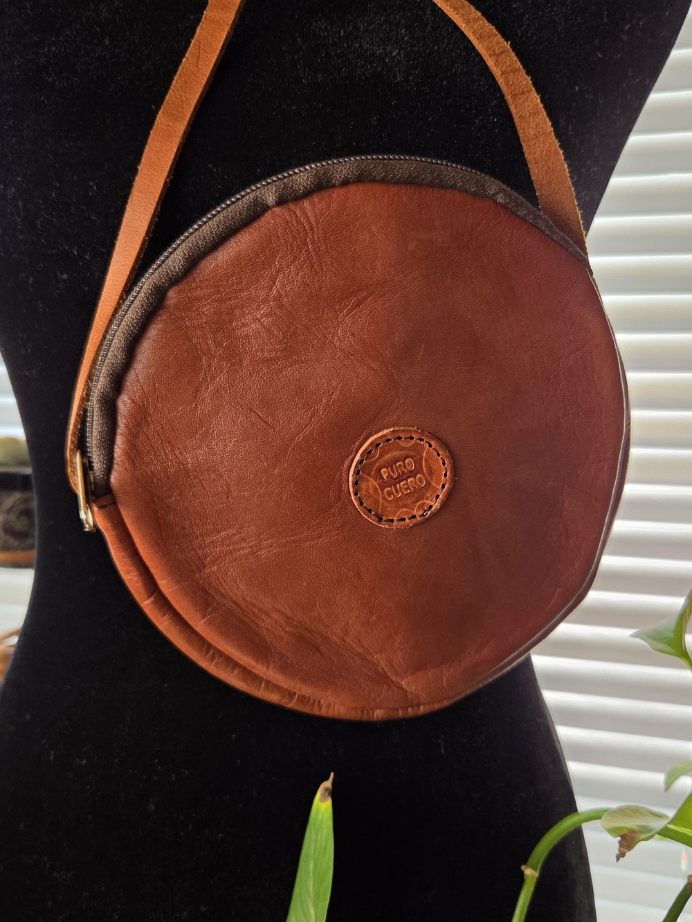 Vintage Puro Cuero Columbian Artisan Leather Flower Purse - Picture 3 of 7